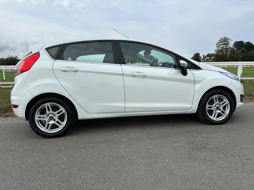 Ford Fiesta 1.25 Zetec Euro 5 5dr