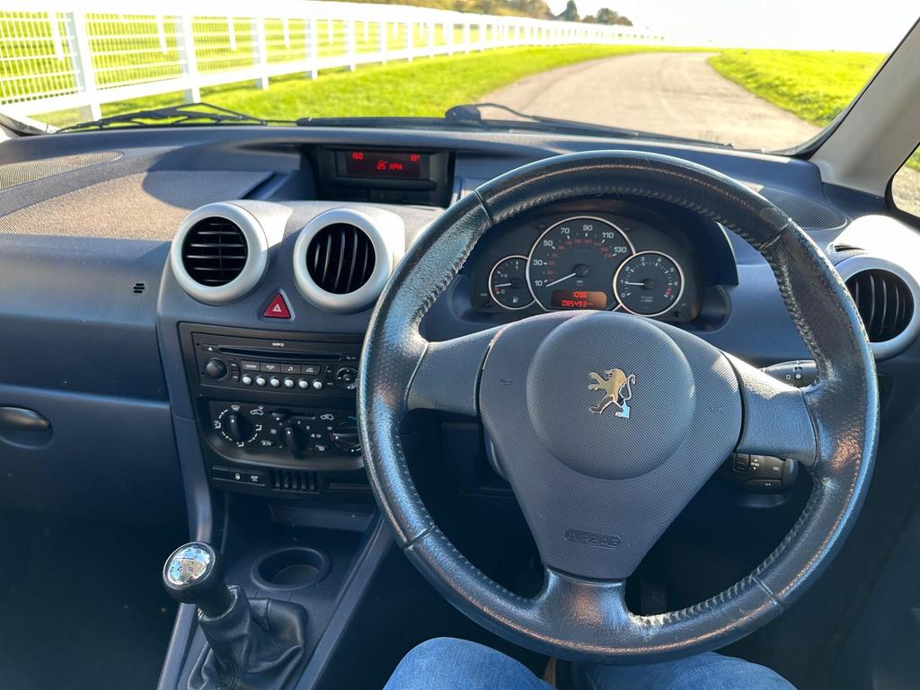 Peugeot 1007 SE 1.4