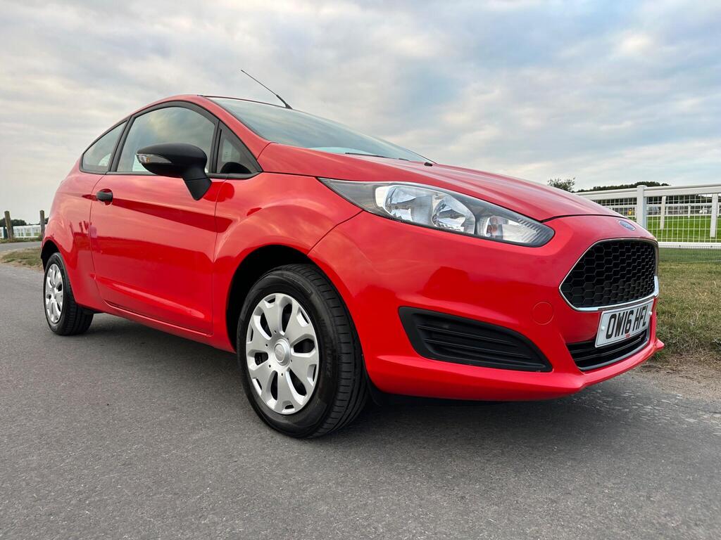 Ford Fiesta 1.25 Studio Euro 6 3dr