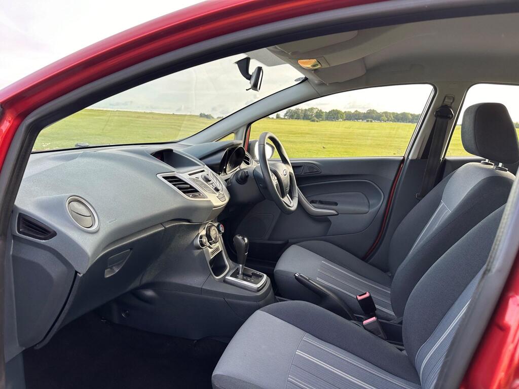 Ford Fiesta 1.4 Style + 5dr Auto