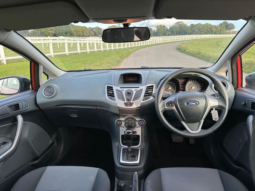 Ford Fiesta 1.4 Style + 5dr Auto