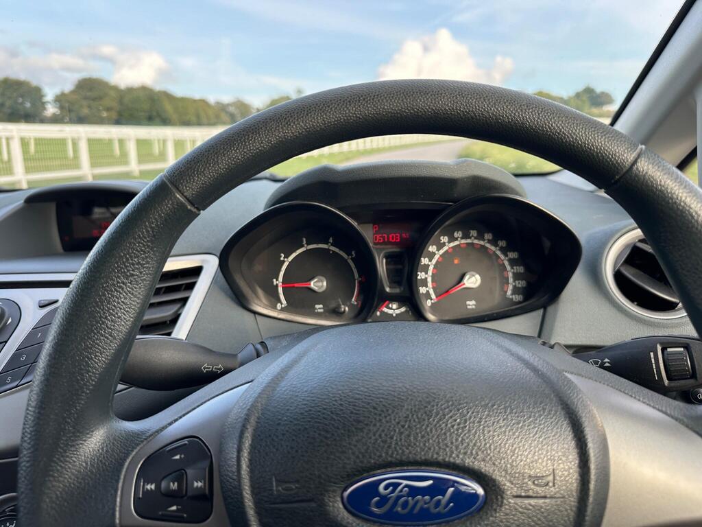 Ford Fiesta 1.4 Style + 5dr Auto