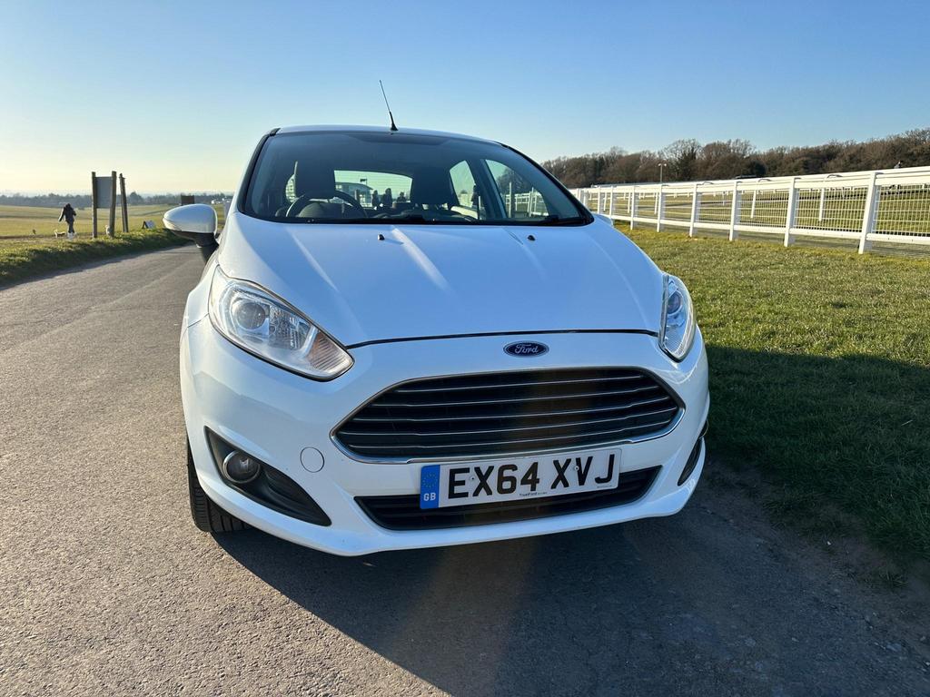 Ford Fiesta 1.25 Zetec Hatchback 2015 (64)